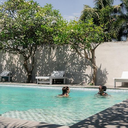 Gili Paddy Hotel Gili Trawangan Exterior photo
